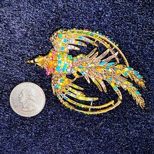 Exceptional Fashion Brooch/Pin,  Pastel Crystals on Golden Bird, Vintage 60s